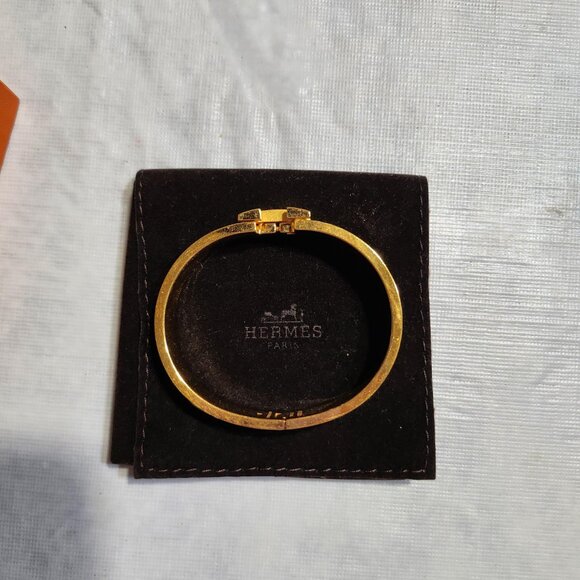 Hermes Enamel Narrow Clic Clac H Bracelet GM in Orange - Picture 5 of 8
